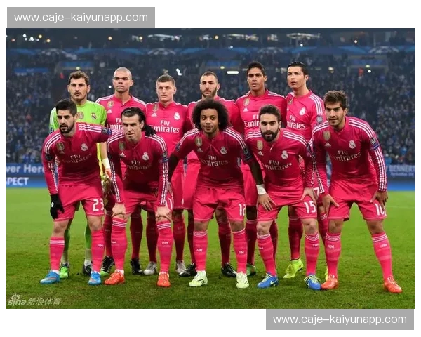 欧陆之巅的红色与白色：皇马vs拜仁全场史诗复盘，谁才是真正的欧冠之王？